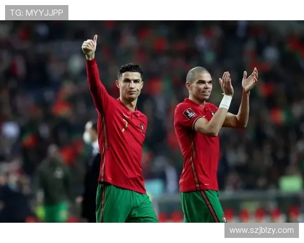 足球界以C为首字母的球星盘点及其成就解析